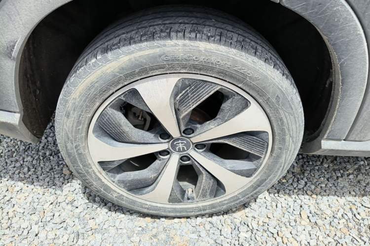 Used BYD Song PLUS New Energy 2021 DM-i 51KM Prestige Model Right Rear Wheel Hub