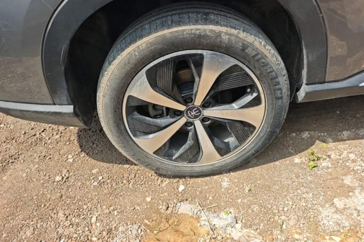 Used BYD Song PLUS New Energy 2021 EV Deluxe Model Right Rear Wheel Hub