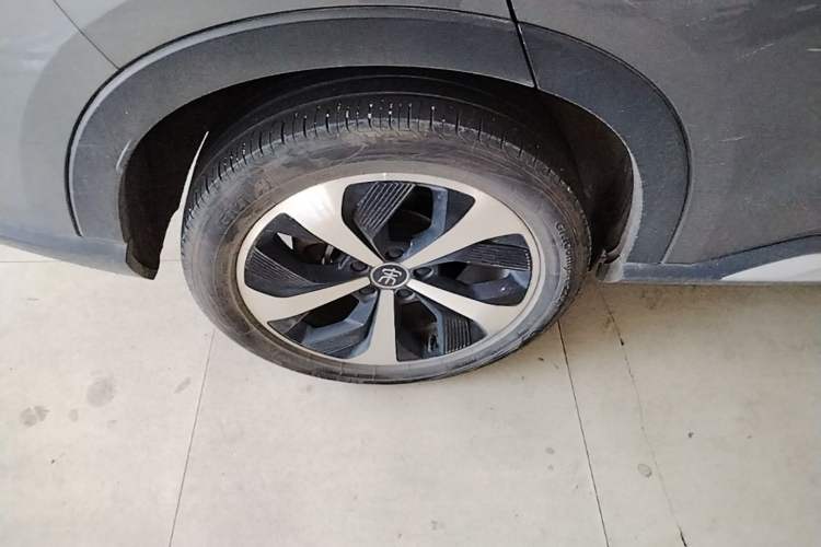 Used BYD Song PLUS New Energy 2021 DM-i 51KM Prestige Model Right Rear Wheel Hub