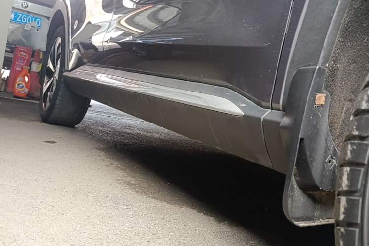 Used BYD Song PLUS New Energy 2021 DM-i 110KM Flagship Model Right Side Sill
