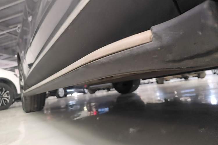 Used BYD Song PLUS New Energy 2021 DM-i 110KM Flagship Model Right Side Sill