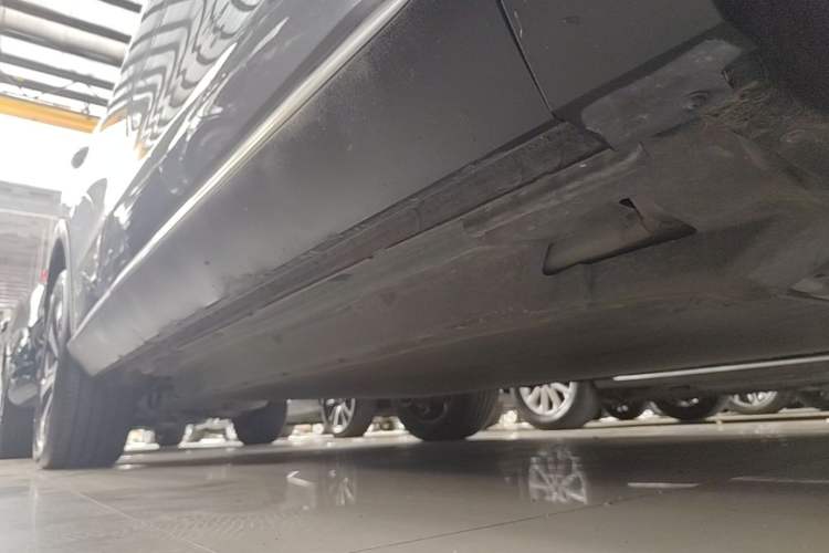 Used BYD Song PLUS New Energy 2021 EV Flagship Model Right Side Sill