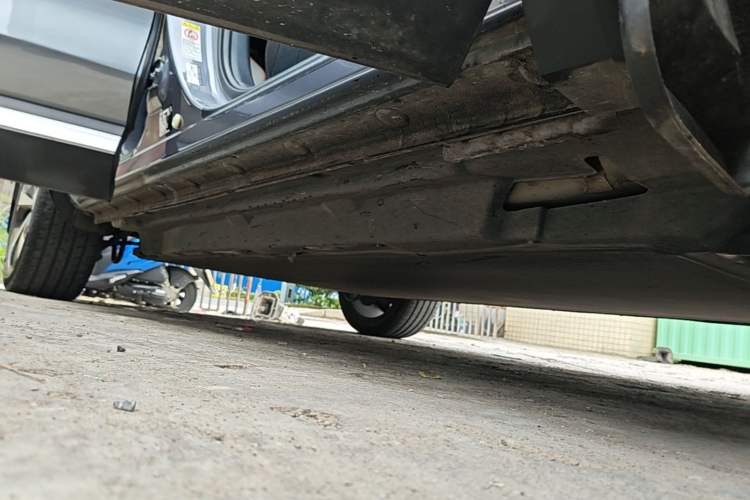Used BYD Song PLUS New Energy 2021 EV Deluxe Model Right Side Sill