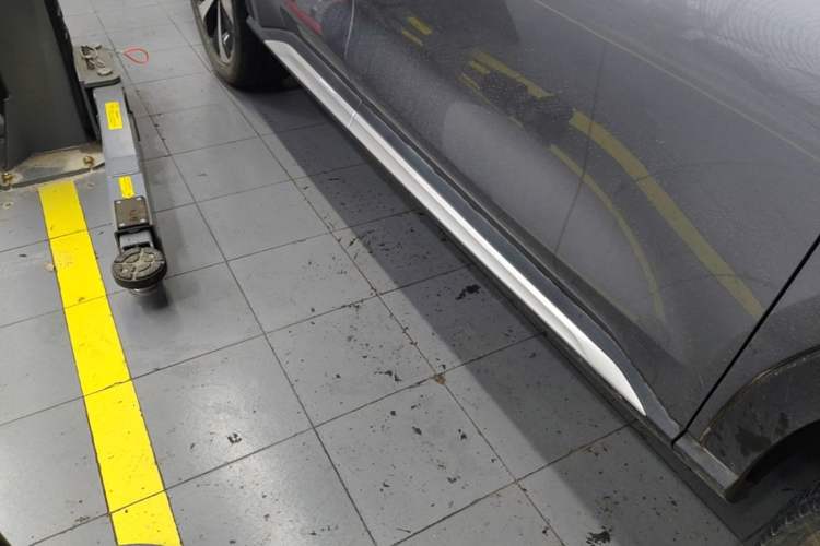Used BYD Song PLUS New Energy 2021 EV Deluxe Model Right Side Sill