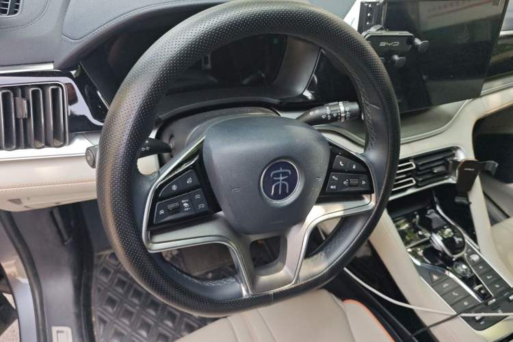Used BYD Song PLUS New Energy 2021 DM-i 110KM Flagship PLUS Steering Wheel