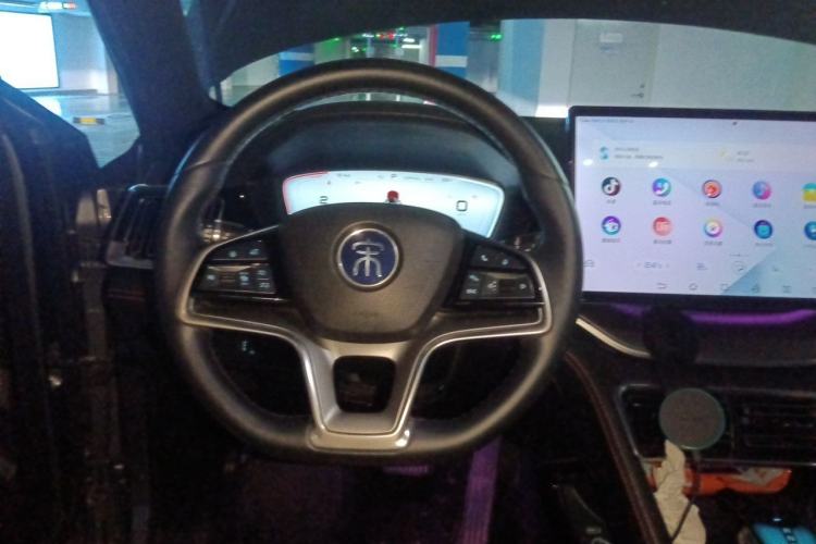 Used BYD Song PLUS New Energy 2021 DM-i 100KM Four-Wheel Drive Flagship PLUS Steering Wheel