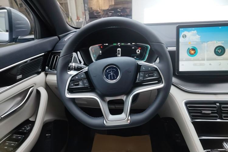 Used BYD Song PLUS New Energy 2021 DM-i 110KM Flagship Model Steering Wheel
