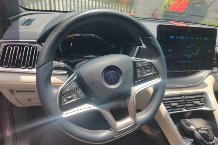 Used BYD Song PLUS New Energy 2021 EV Flagship Model Steering Wheel