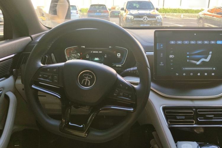 Used BYD Song PLUS New Energy 2021 DM-i 110KM Flagship Model Steering Wheel
