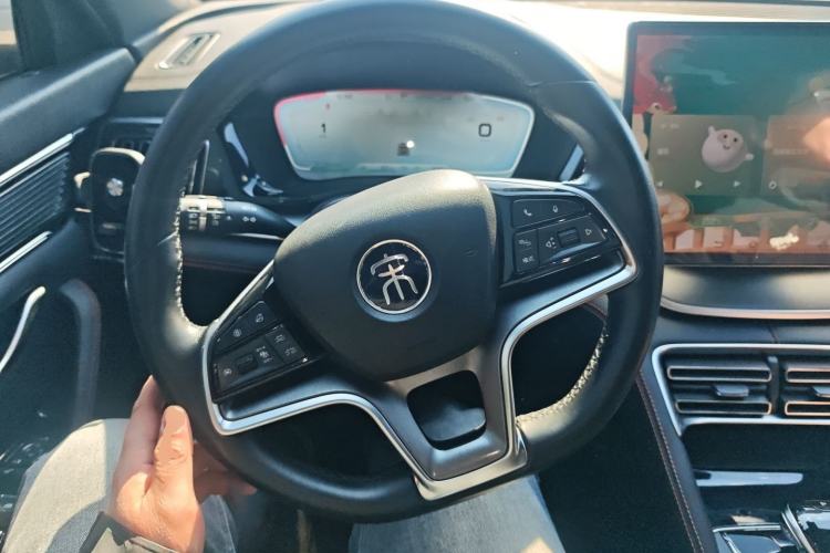 Used BYD Song PLUS New Energy 2021 DM-i 100KM Four-Wheel Drive Flagship PLUS Steering Wheel