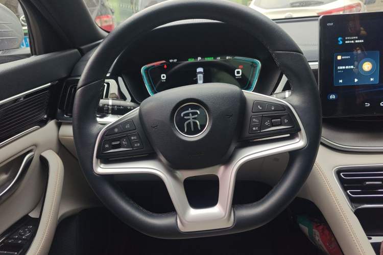 Used BYD Song PLUS New Energy 2021 EV Deluxe Model Steering Wheel