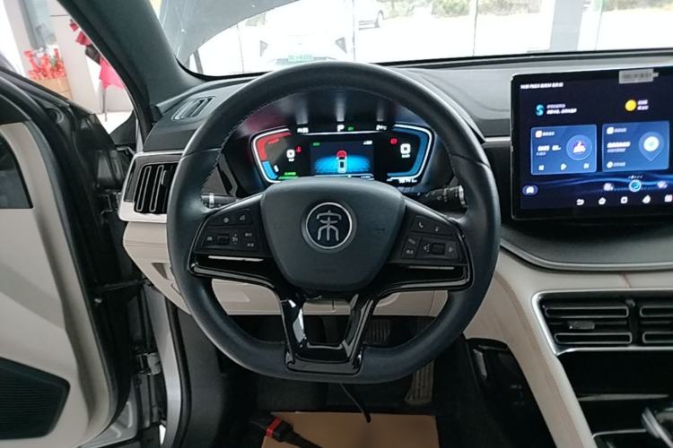Used BYD Song PLUS New Energy 2021 DM-i 110KM Flagship Model Steering Wheel
