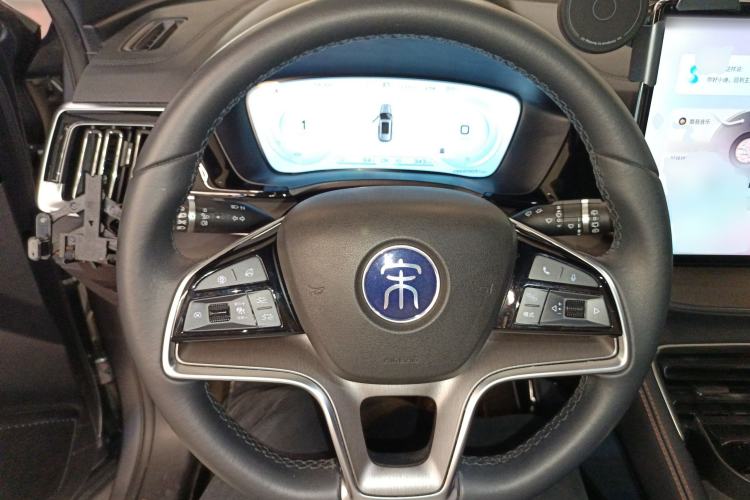 Used BYD Song PLUS New Energy 2021 DM-i 100KM Four-Wheel Drive Flagship PLUS Steering Wheel