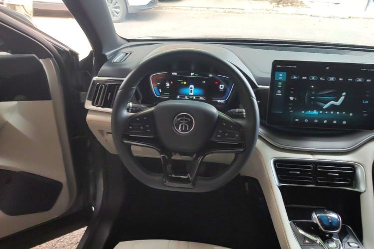 Used BYD Song PLUS New Energy 2021 DM-i 110KM Flagship Model Steering Wheel