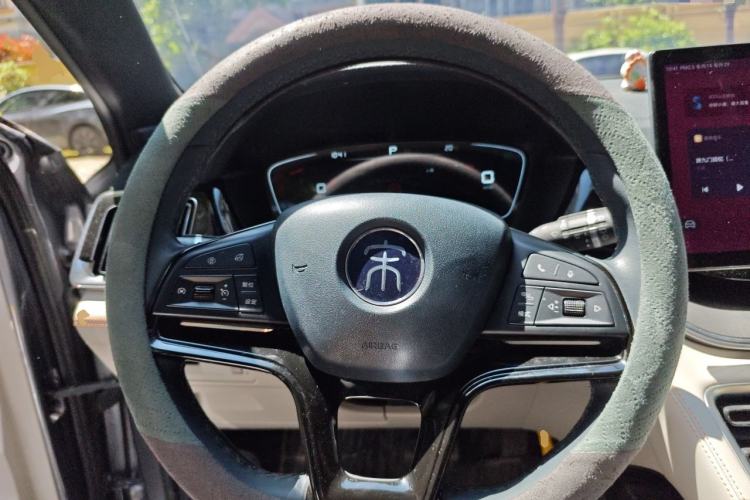 Used BYD Song PLUS New Energy 2021 DM-i 110KM Flagship Model Steering Wheel