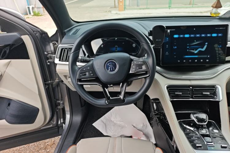 Used BYD Song PLUS New Energy 2021 DM-i 110KM Flagship Model Steering Wheel