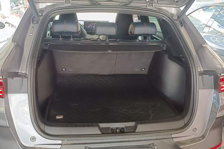 Used BYD Song PLUS New Energy 2021 DM-i 110KM Flagship Model Trunk
