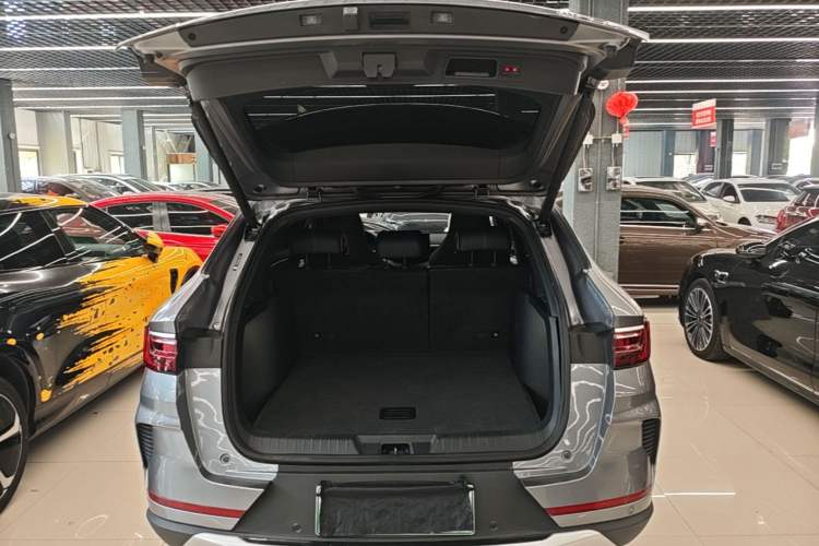 Used BYD Song PLUS New Energy 2021 DM-i 51KM Prestige Model Trunk