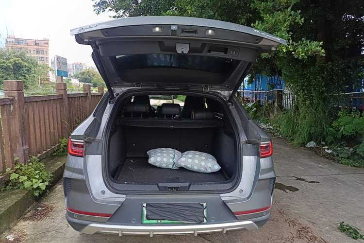 Used BYD Song PLUS New Energy 2021 EV Flagship Model Trunk