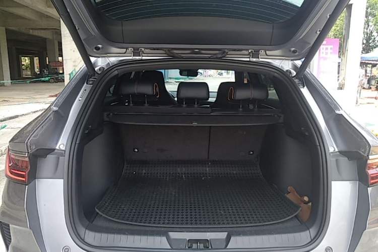 Used BYD Song PLUS New Energy 2021 DM-i 110KM Flagship Model Trunk