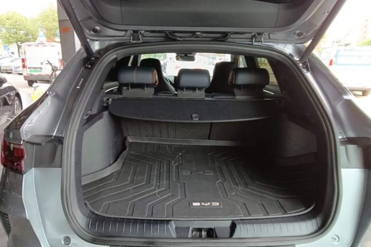 Used BYD Song PLUS New Energy 2021 DM-i 110KM Flagship PLUS Trunk