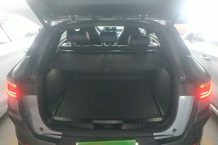 Used BYD Song PLUS New Energy 2021 EV Flagship Model Trunk