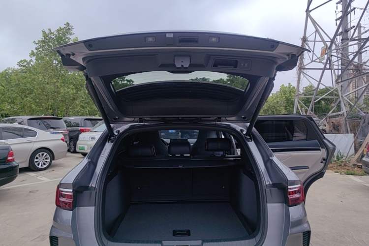 Used BYD Song PLUS New Energy 2021 DM-i 110KM Flagship PLUS Trunk