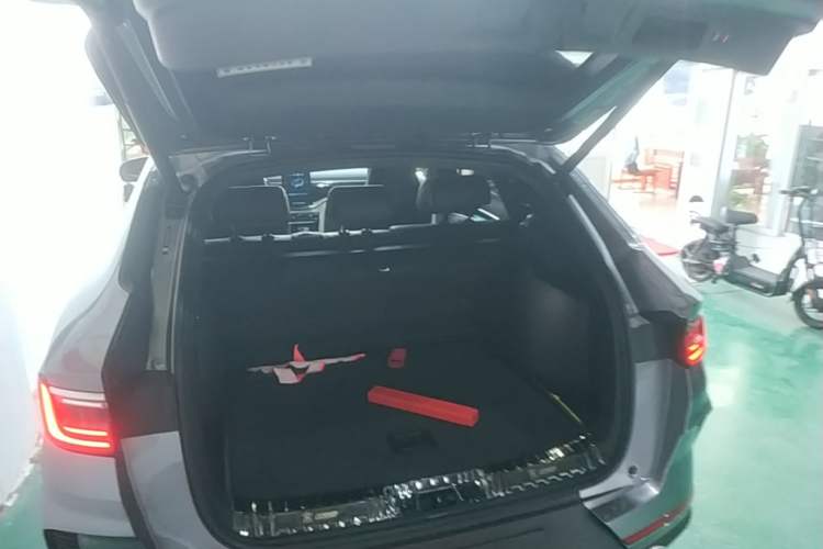 Used BYD Song PLUS New Energy 2021 DM-i 110KM Flagship Model Trunk