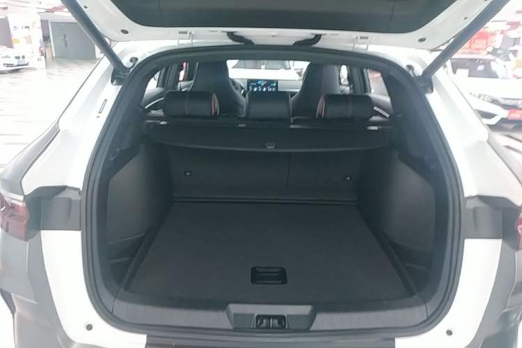 Used BYD Song PLUS New Energy 2021 DM-i 51KM Prestige Model Trunk