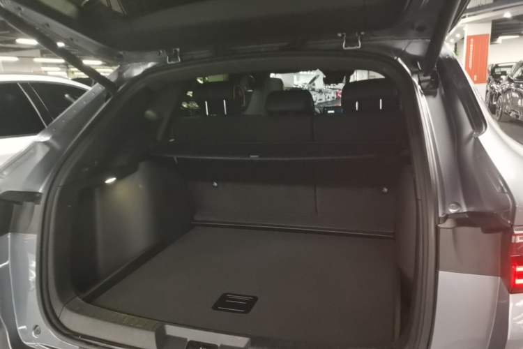 Used BYD Song PLUS New Energy 2021 DM-i 110KM Flagship Model Trunk