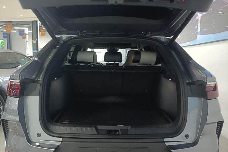 Used BYD Song PLUS New Energy 2021 DM-i 51KM Prestige Model Trunk