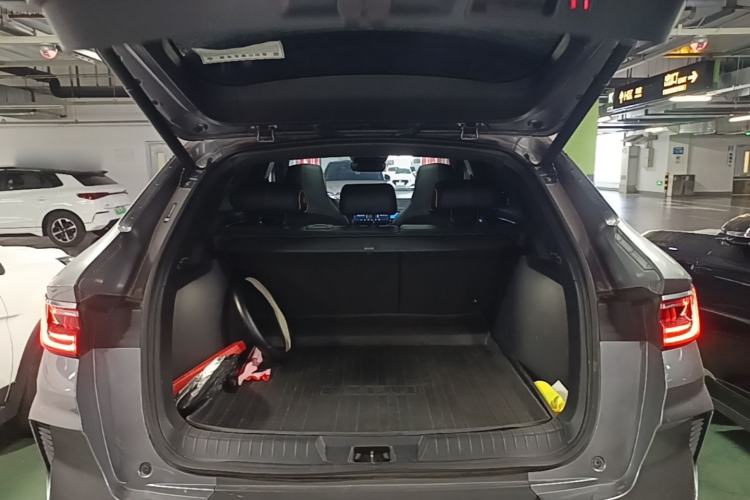 Used BYD Song PLUS New Energy 2021 EV Flagship Model Trunk