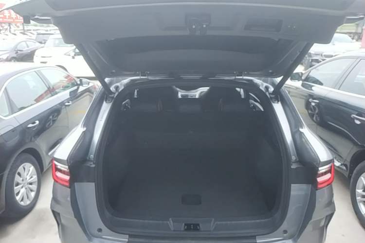 Used BYD Song PLUS New Energy 2021 DM-i 110KM Flagship Model Trunk