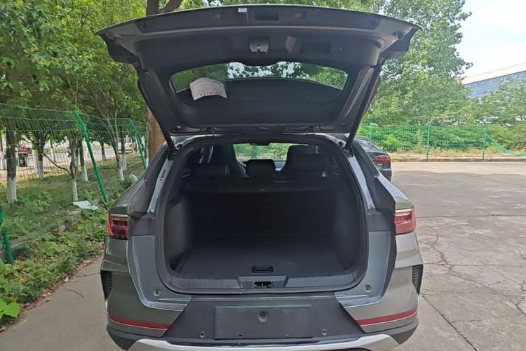 Used BYD Song PLUS New Energy 2021 DM-i 110KM Flagship PLUS Trunk