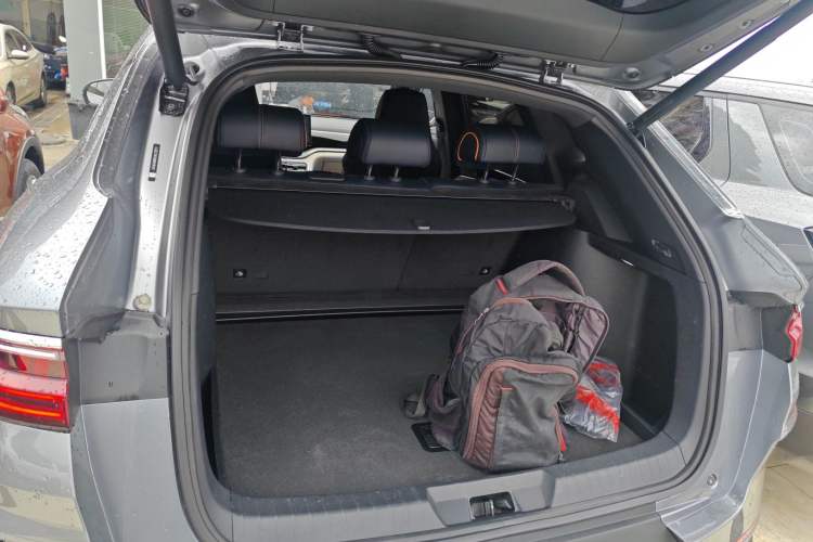 Used BYD Song PLUS New Energy 2021 DM-i 51KM Prestige Model Trunk
