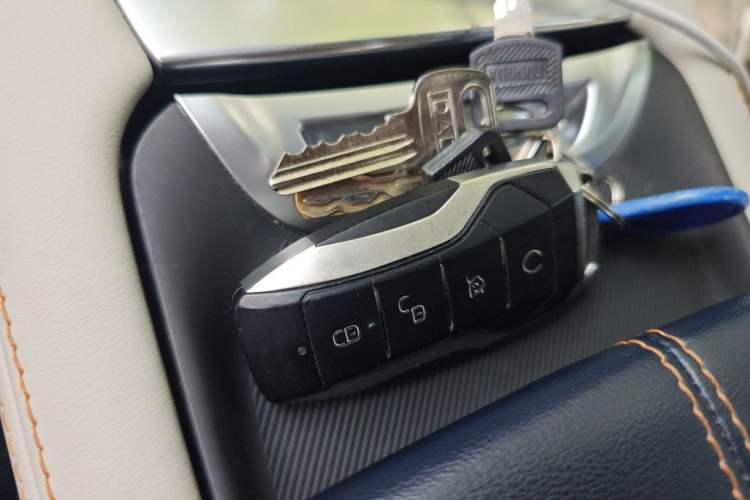 Used BYD Song PLUS New Energy 2021 DM-i 110KM Flagship PLUS Vehicle Key
