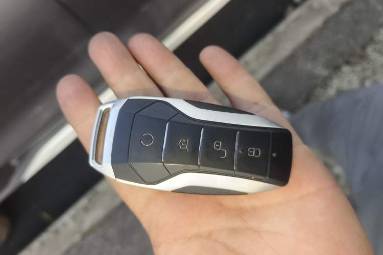 Used BYD Song PLUS New Energy 2021 DM-i 110KM Flagship Model Vehicle Key