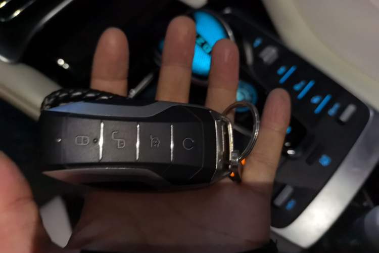 Used BYD Song PLUS New Energy 2021 DM-i 110KM Flagship PLUS Vehicle Key