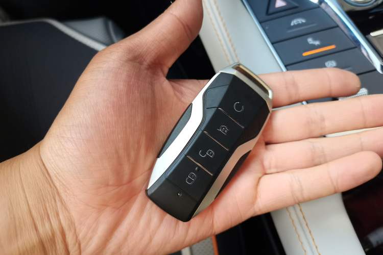 Used BYD Song PLUS New Energy 2021 DM-i 110KM Flagship PLUS 5G Edition Vehicle Key