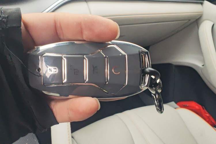 Used BYD Song PLUS New Energy 2021 DM-i 110KM Flagship PLUS Vehicle Key