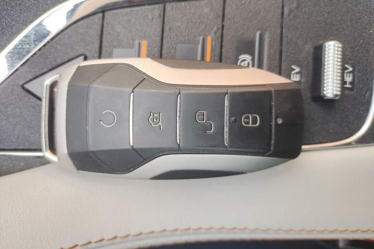 Used BYD Song PLUS New Energy 2021 DM-i 51KM Prestige Model Vehicle Key