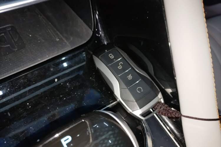Used BYD Song PLUS New Energy 2021 DM-i 110KM Flagship PLUS Vehicle Key