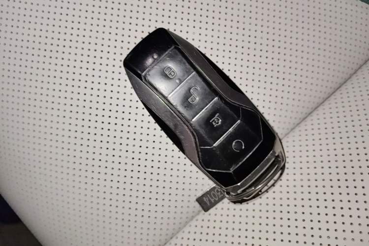 Used BYD Song PLUS New Energy 2021 DM-i 110KM Flagship PLUS Vehicle Key