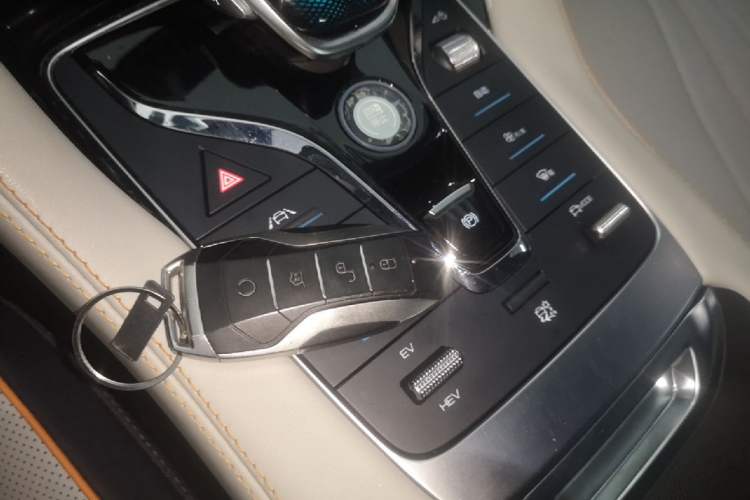 Used BYD Song PLUS New Energy 2021 DM-i 51KM Prestige Model Vehicle Key