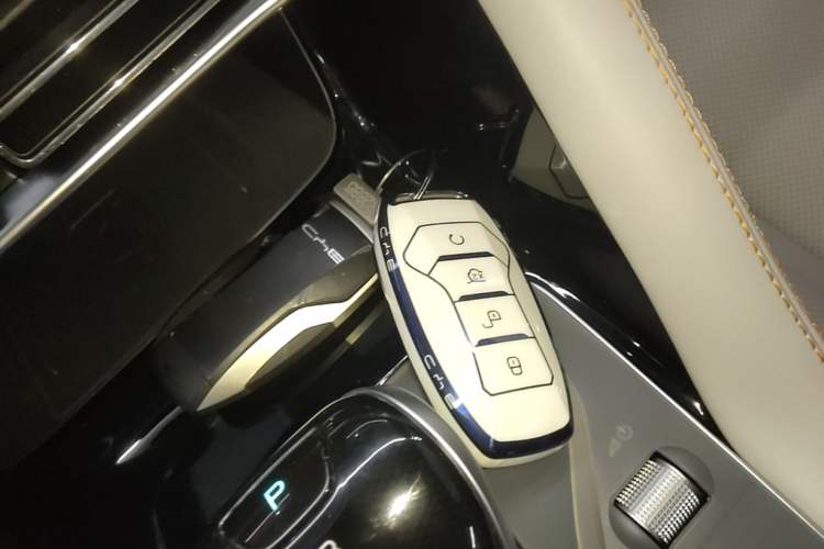 Used BYD Song PLUS New Energy 2021 DM-i 110KM Flagship PLUS Vehicle Key