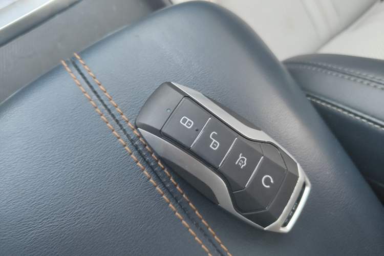 Used BYD Song PLUS New Energy 2021 DM-i 110KM Flagship PLUS Vehicle Key