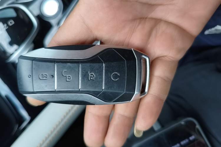 Used BYD Song PLUS New Energy 2021 DM-i 110KM Flagship PLUS Vehicle Key