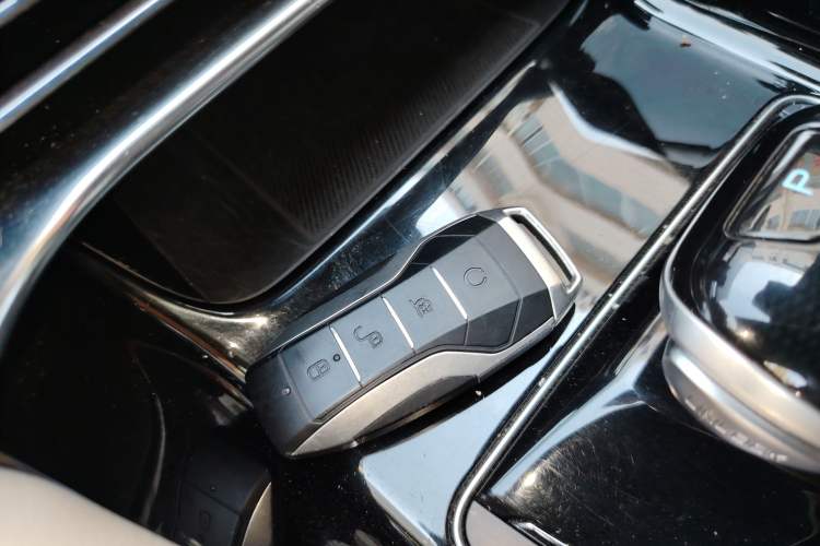 Used BYD Song PLUS New Energy 2021 DM-i 110KM Flagship Model Vehicle Key