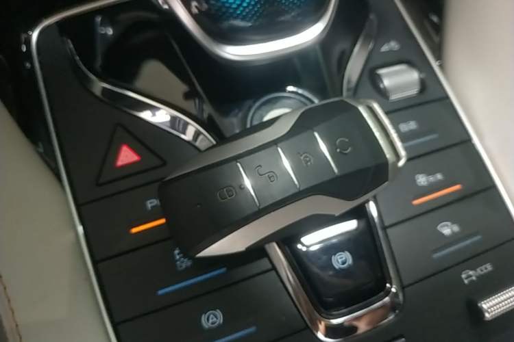 Used BYD Song PLUS New Energy 2021 DM-i 110KM Flagship Model Vehicle Key