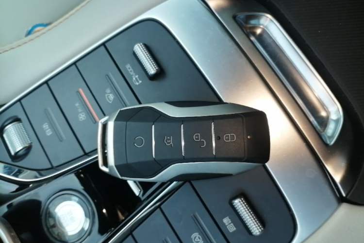 Used BYD Song PLUS New Energy 2021 EV Deluxe Model Vehicle Key